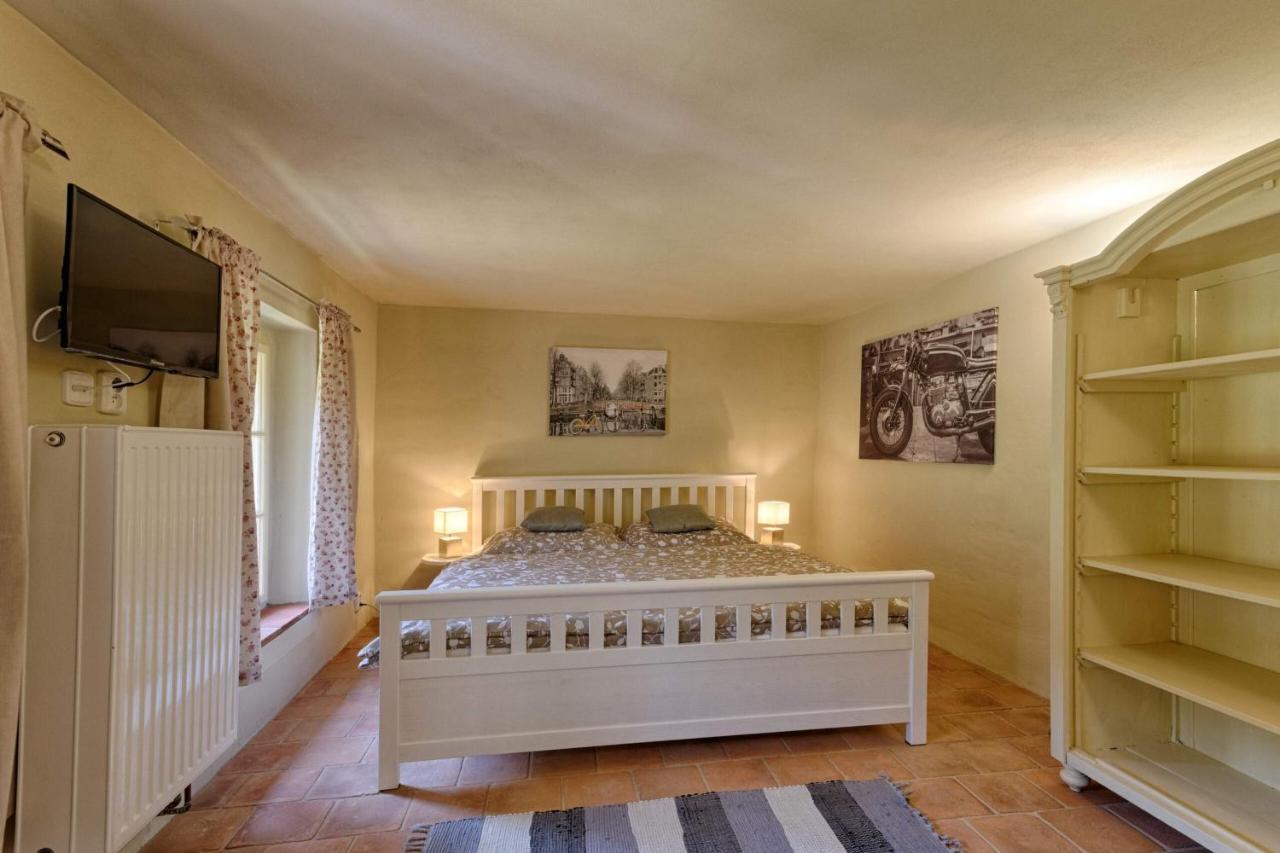 Mestansky Dum - Kulturni Pamatka Mlynska 119 Jindřichův Hradec Exterior foto